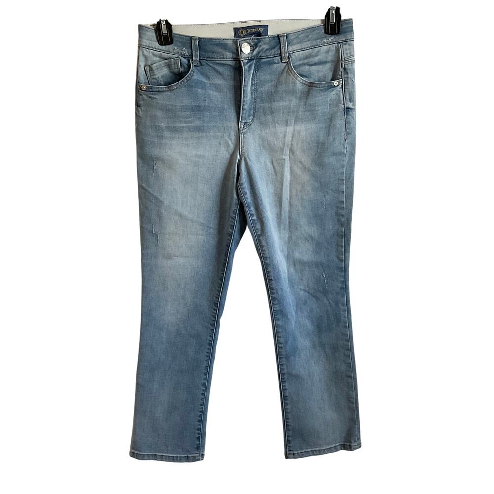 Democracy “Ab Solution” Light Wash Lightly Distressed Straight Leg Jeans - 8‎